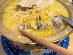 大骨头炖酸菜-关东小磨东北菜(上海长风大悦城店)