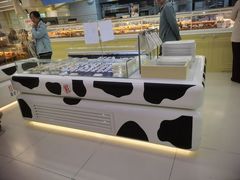 -红星前进面包牛奶公司(君太店)