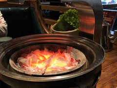 -明洞阿姨·韩式酱蟹烤肉·创意料理(三元桥店)