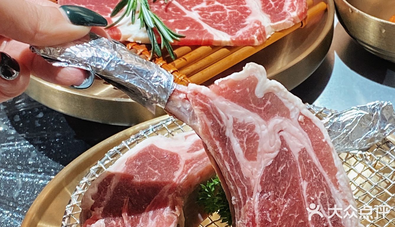 釜牛烤肉｜不能烤榴莲的店不是好的烤肉店🔥