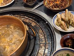 -阿山卓·野生菌火锅·纳西火塘烤肉