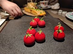 -海派悦庭·海胆烧麦·新融合菜(凯德广场店)