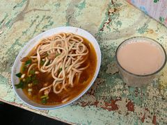 猪肉面-老光明岗琼甜茶馆