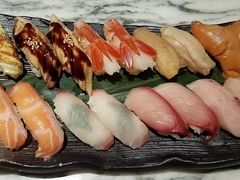 -家贺屋刺身寿司专门店