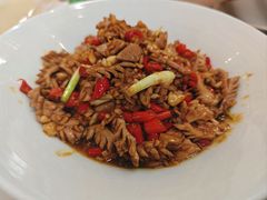-楚山晓·湖北菜(武汉光谷K11店)