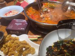 -亮欢寨酸汤鱼(沙冲路店)