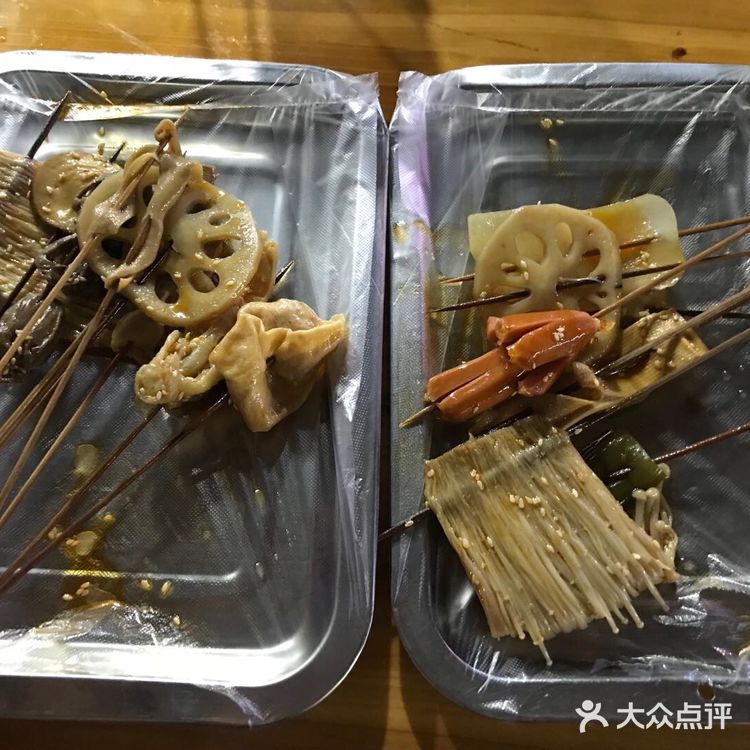 四川经停，逛逛夜市，人间烟火气，最能慰人心。