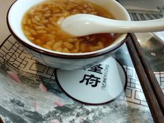 红糖阴米粥-杨记隆府(时代天街店)