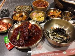 -草家酱蟹炭火烤肉店(珲春南路一店)