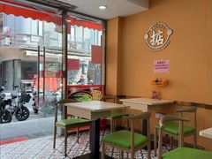 -何煲强·煲仔饭·啫啫煲顺德老字号(上下九店)