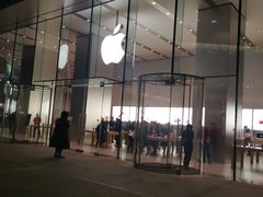 -Apple零售店(华贸购物中心店)