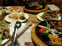 -菲尼克斯牛排店(杉杉奥特莱斯店)