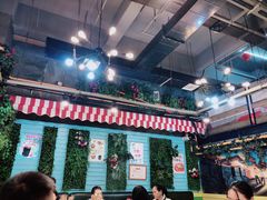 大堂-钢管厂五区小郡肝串串香(奥克斯广场锦城万达店)