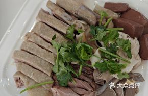 Zhanjiang Steamed Goose Offal
