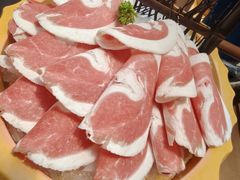 -老牌坊云南鱼豆花火锅(哈西万达店)