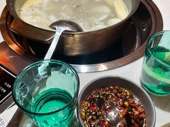 -喃喃椰·糟粕醋·椰子鸡火锅(七堡花园店)
