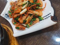 葱炒河虾-广迎居老正兴菜馆