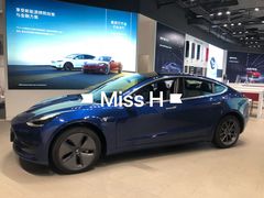 -TESLA 特斯拉(上海太古汇体验店)