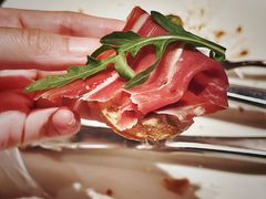 -恰餐厅及酒吧 CHAR Bar & Grill (北京丽都皇冠假日店)