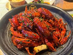 -肥肥虾庄·金牌油焖大虾(杨园滨江时代walk店)