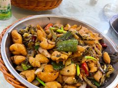 -红旗山庄(圭峰山店)