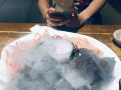 -白乐天毛肚火锅馆(解放碑店)