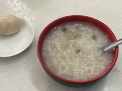 皮蛋粥-食必思黄焖鸡米饭杭州小笼包(银杏路店)