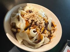 -麻六记(凤凰汇店)