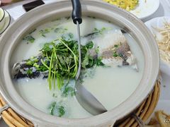 -天乐农家鱼头王(天目湖店)
