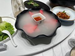 -红鼎豆捞·非遗鲍皇汤火锅(宝丰路店)