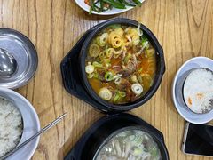 猪骨汤饭-旺清进洞米肠汤