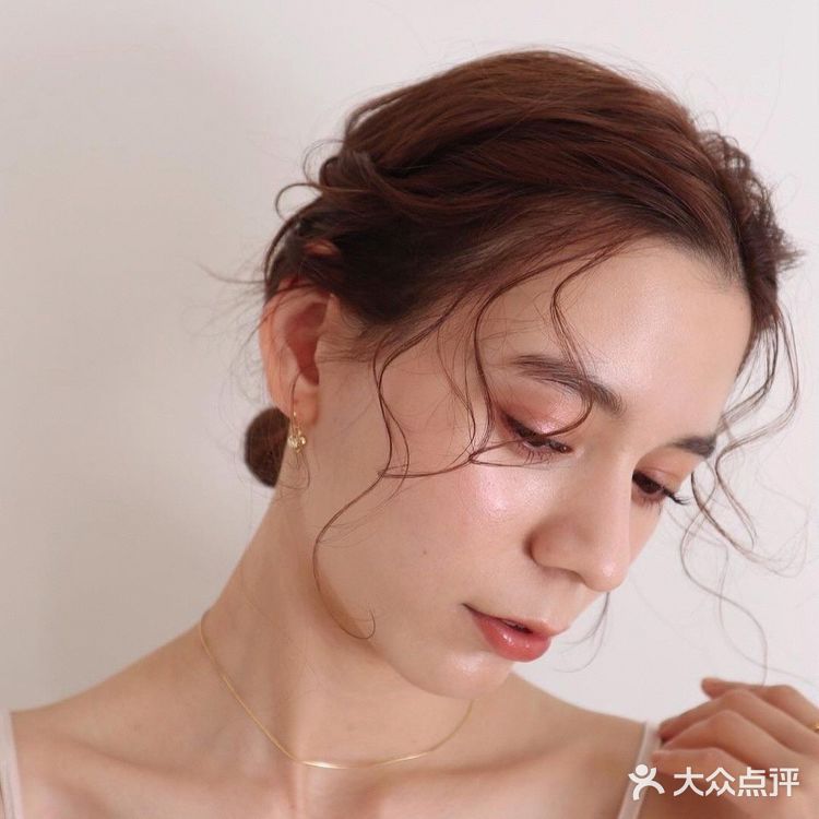 绝不会出错的粉色、柔亮玫瑰妆🥀