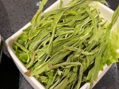 -宽板凳老灶火锅(台湾街店)