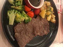 -必胜客(东大桥店)