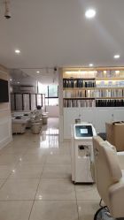 -Bollins波林丝•专研护发中心