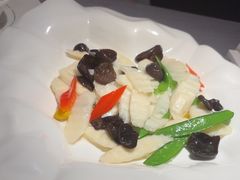 -章吴记喜瑞餐厅(东东城店)