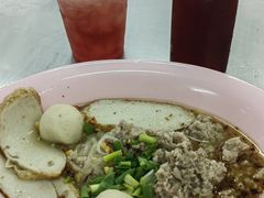 -榮泰米粉湯(Left Shop)