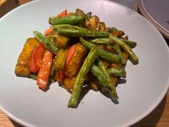 -蜜桃餐厅·伴山(绿宝广场店)