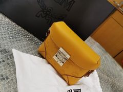 -MCM(比斯特上海购物村店)