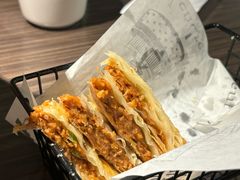 -胖哥俩肉蟹煲(上海悦荟广场店)