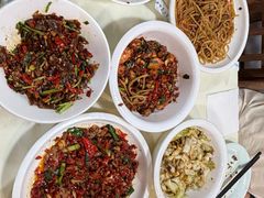 -笨罗卜浏阳菜馆(龙华鹏润达店)