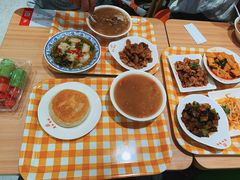 -蓝白自选餐厅(烟大店)