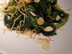 花仁菜心-辣尚瘾·烤鱼·新川菜(牡丹园直营店)