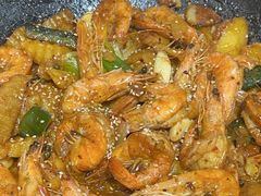 -鲁员外地锅鸡地锅鱼(古墩路店)