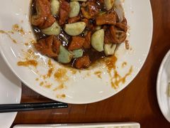 腊八蒜烧肥肠-北平小馆·烤鸭·家常菜(磨房北里店)