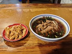 -矮子粉店1985·长沙米粉(湘春路店)