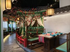 -荷塘秋月·本帮江浙菜(国权路店)