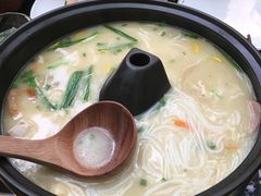 -飞虎过桥米线(翠湖店)