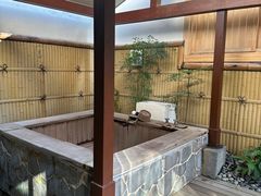 -三二行館(限16歲以上貴賓入館)