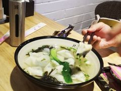 -玖鲜小笼(中山广场店)